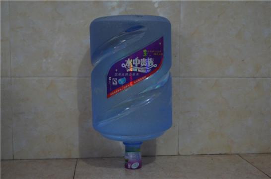 桶装水配送公司