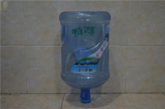 桶装饮用山泉水